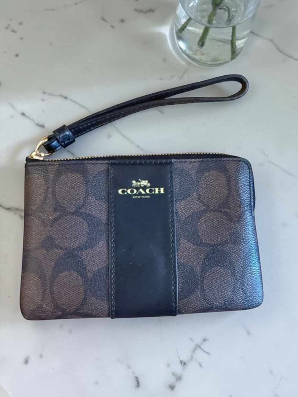 Coach F58035 Signature Corner Zip Wristlet Brown Black NWT